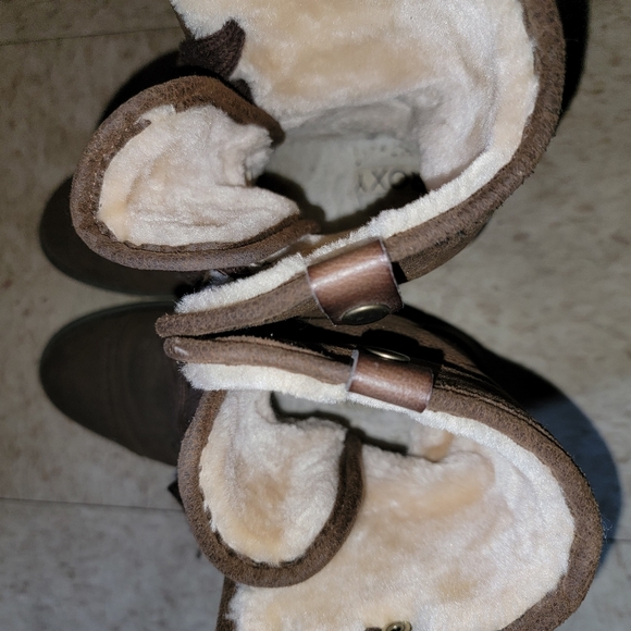 Brown Roxy Winter Boots Size 7 - Picture 2 of 5